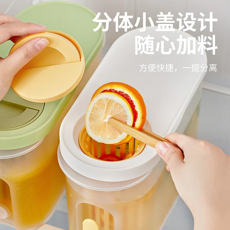 High Quality 3.9L Capacity Water Jugs Summer Refrigerator Plastic Water Bottle Cold Kettle with Tap