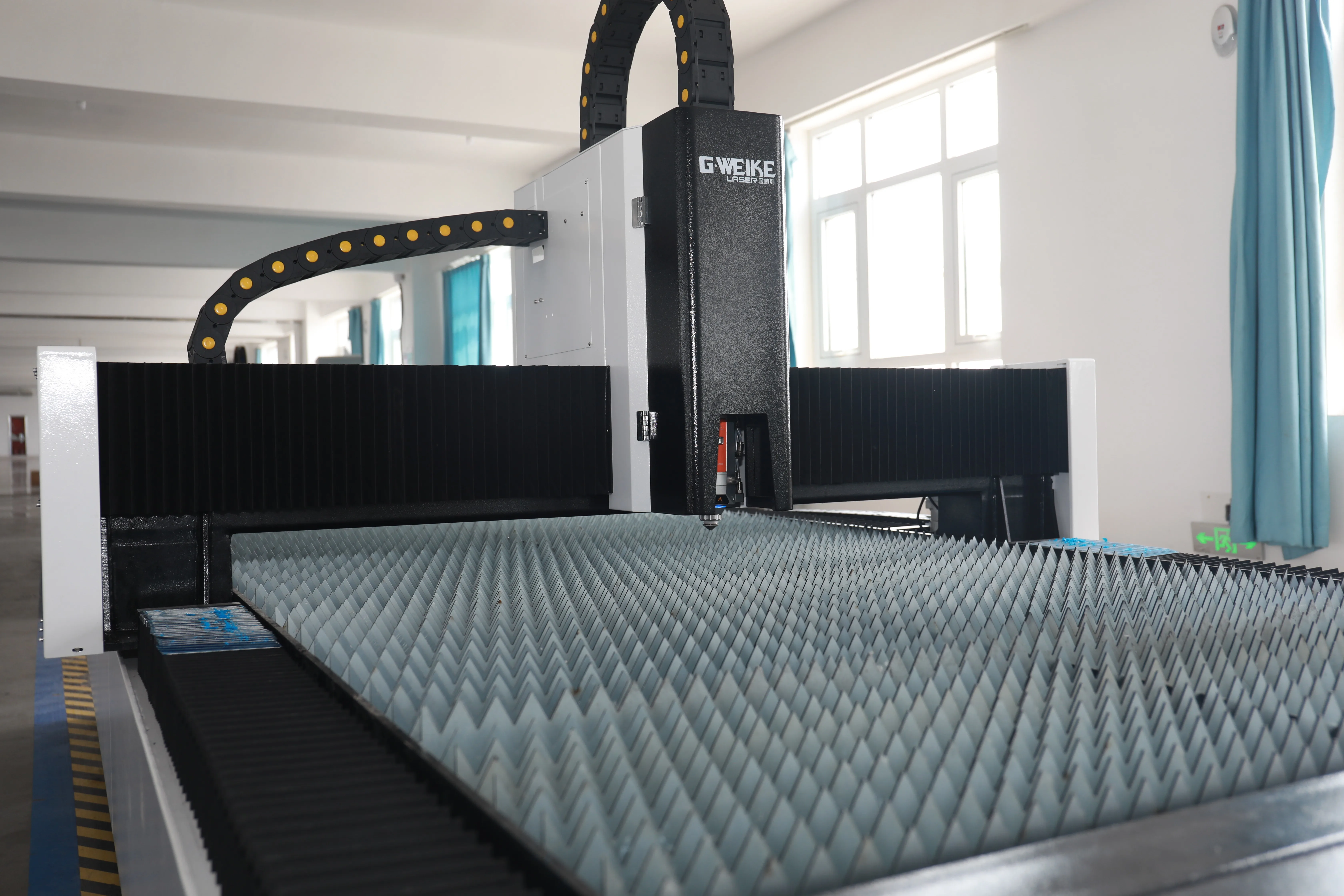 Gweike new model 3000*1500mm work size laser cutting machine with reci laser source