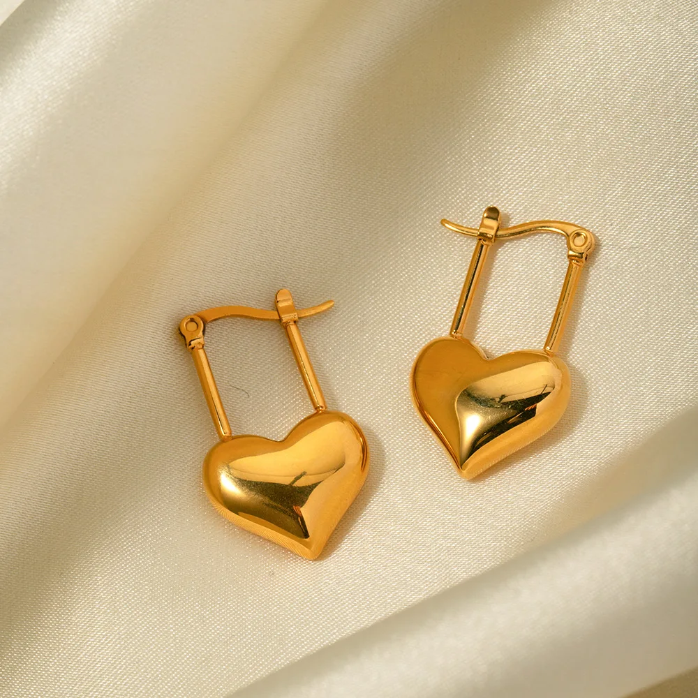 New Trendy 18K PVD Gold Plated Tarnish Free & Waterproof Stainless Steel Earrings Heart Charms Huggies Earrings for Women