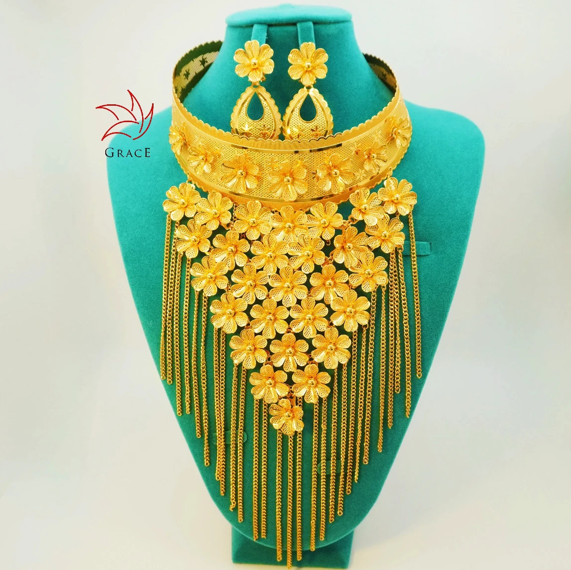 Grace Gothic Jewelry Flower Wedding Jewelry sets Wholesale Vintage jewelry Suppliers Nigerian Dubai gold Necklace Sets for Party