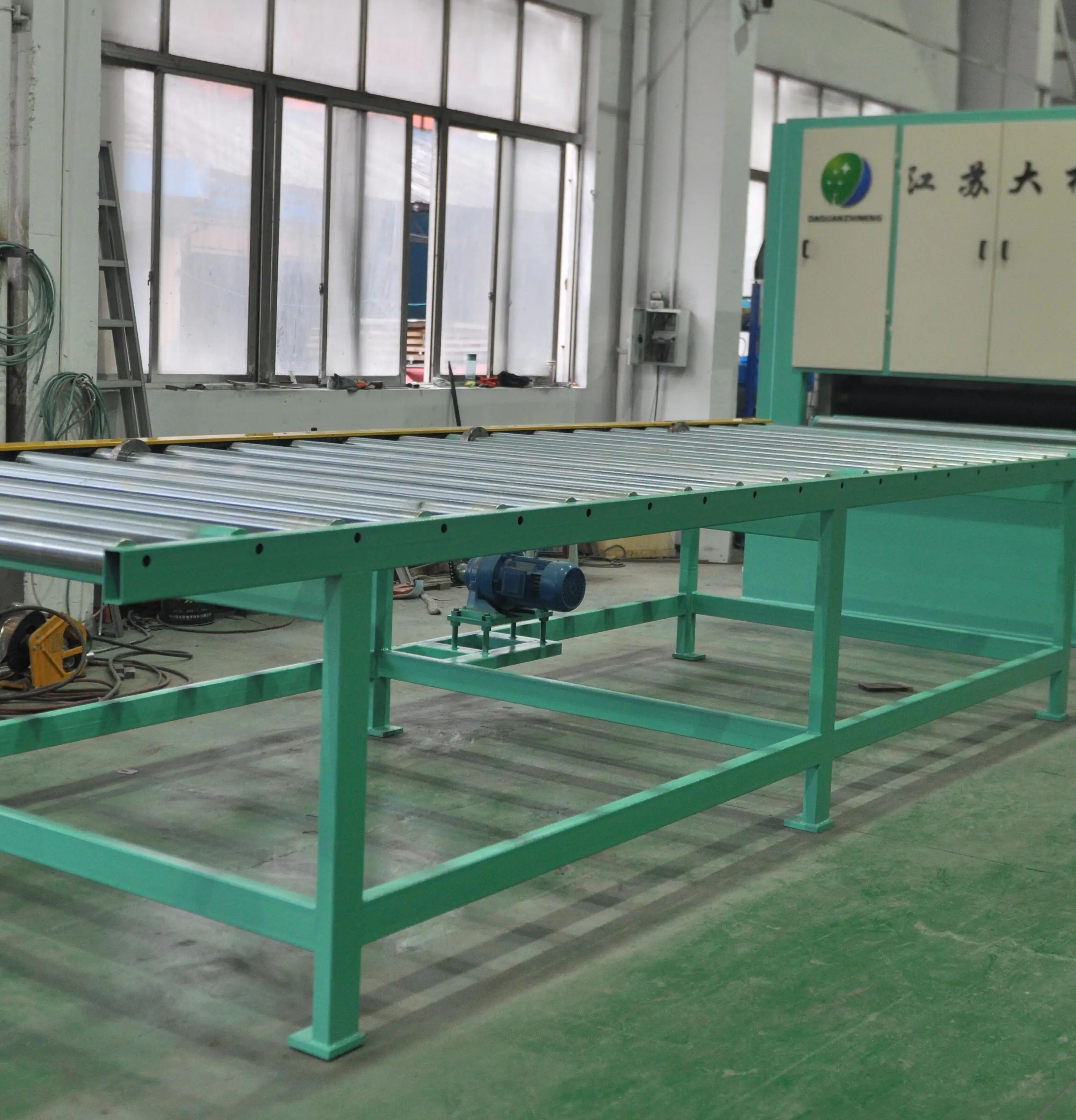 Металлическая нержавеющая сталь, индивидуальная 8k зеркальная Полировальная Машина Для Листового и катушечного покрытия