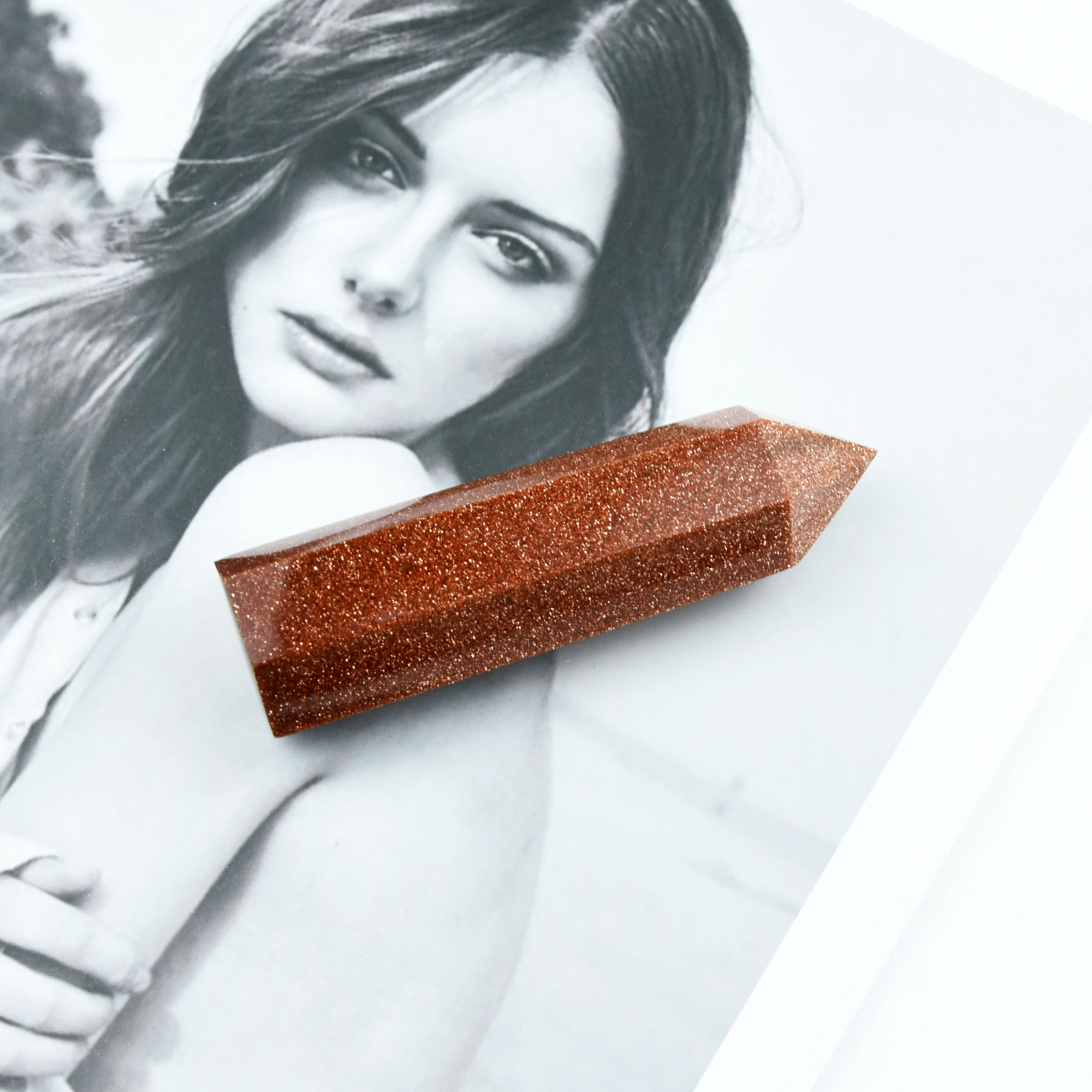 
Superior quality polished hand carved crystals healing stones golden sand stone point crystal wands crystal tower for Fengshui 