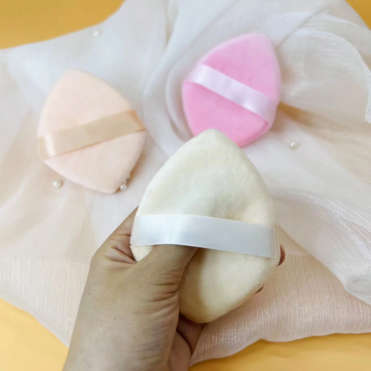 Luxury Diamond Shape Makeup Powder Puffs with Finger Pocket Private Label Large Nude Powder Sponges Custom