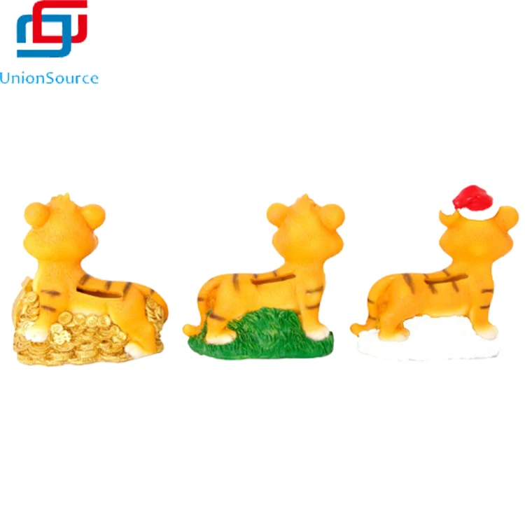 
Christmas Animal Statues Money Box Resin Ornament Tiger Shape Figurines Craft 