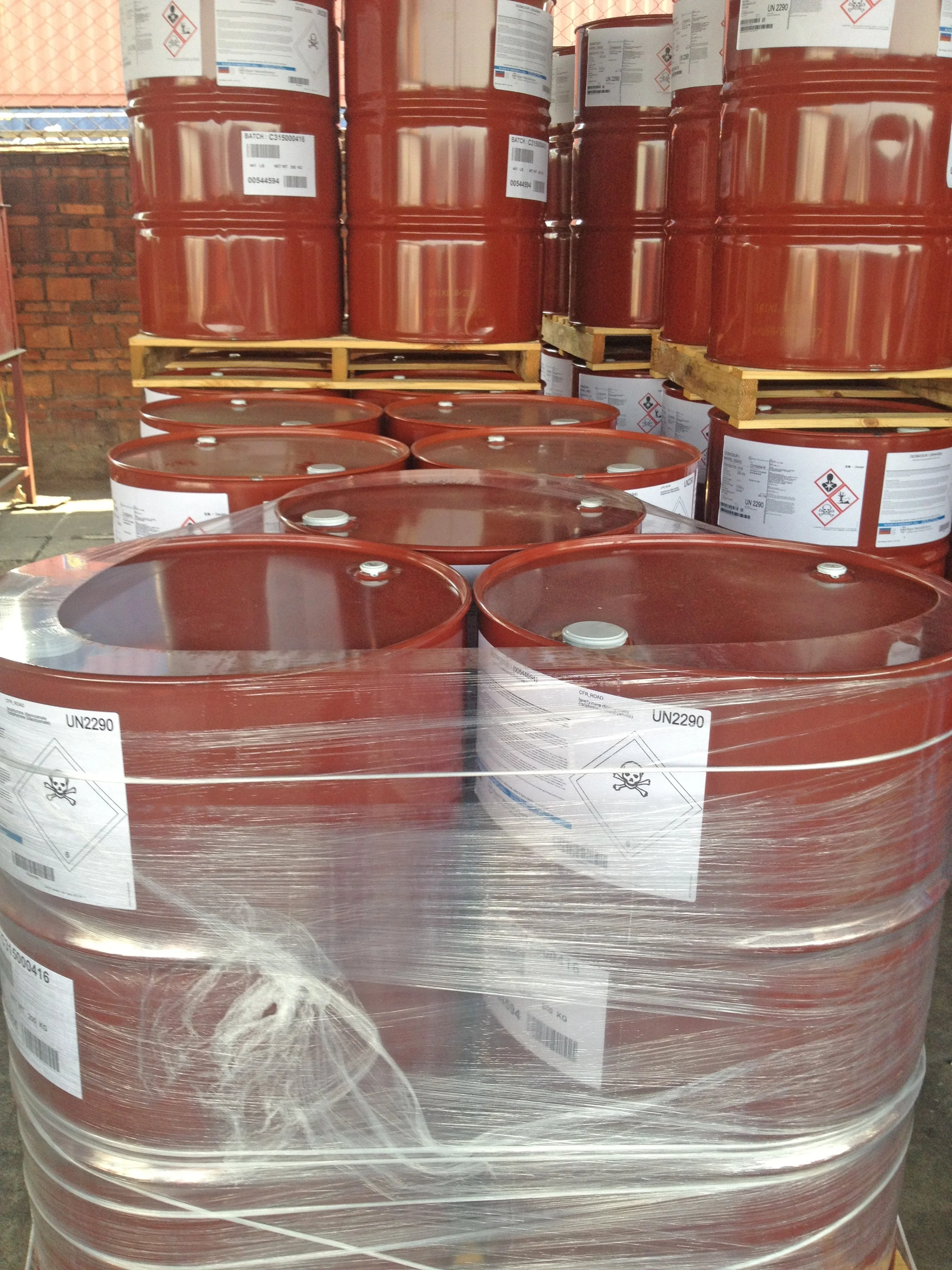 N100 Aliphatic Polyisocyanate as the hardener component For lightfast polyurethane coating
