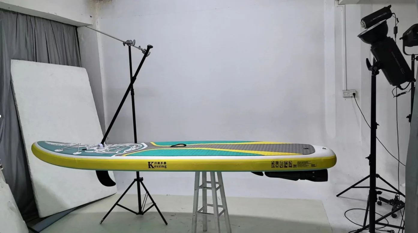 CAMORO Pushing Water SUP Board With steering function With 700W Underwater Scooter Electric Fin 2H Running for Pool Surfing
