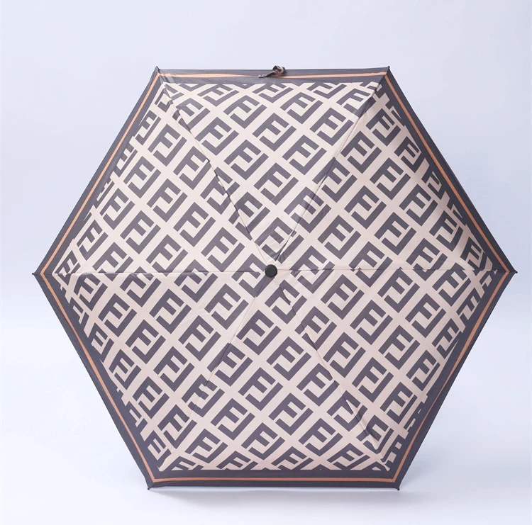 Good quality wholesale five-folding umbrella with black coat and pongee umbrella