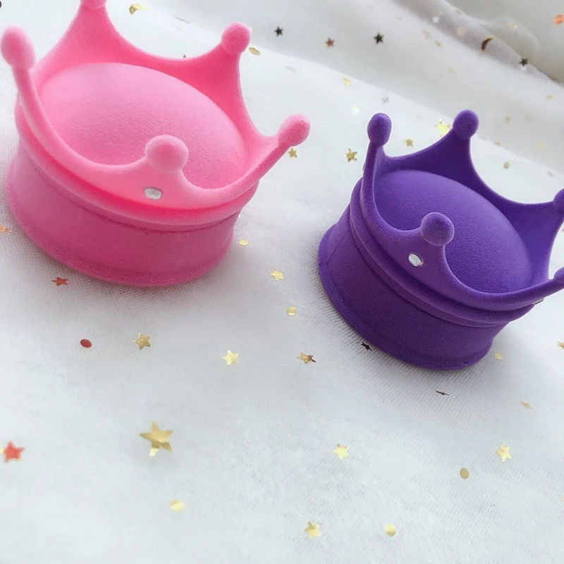 new arrival eyelash package for 2020 private label Crown Lash Box Wholesale Mink Eyelash Case Elegant Box with Lash Holders