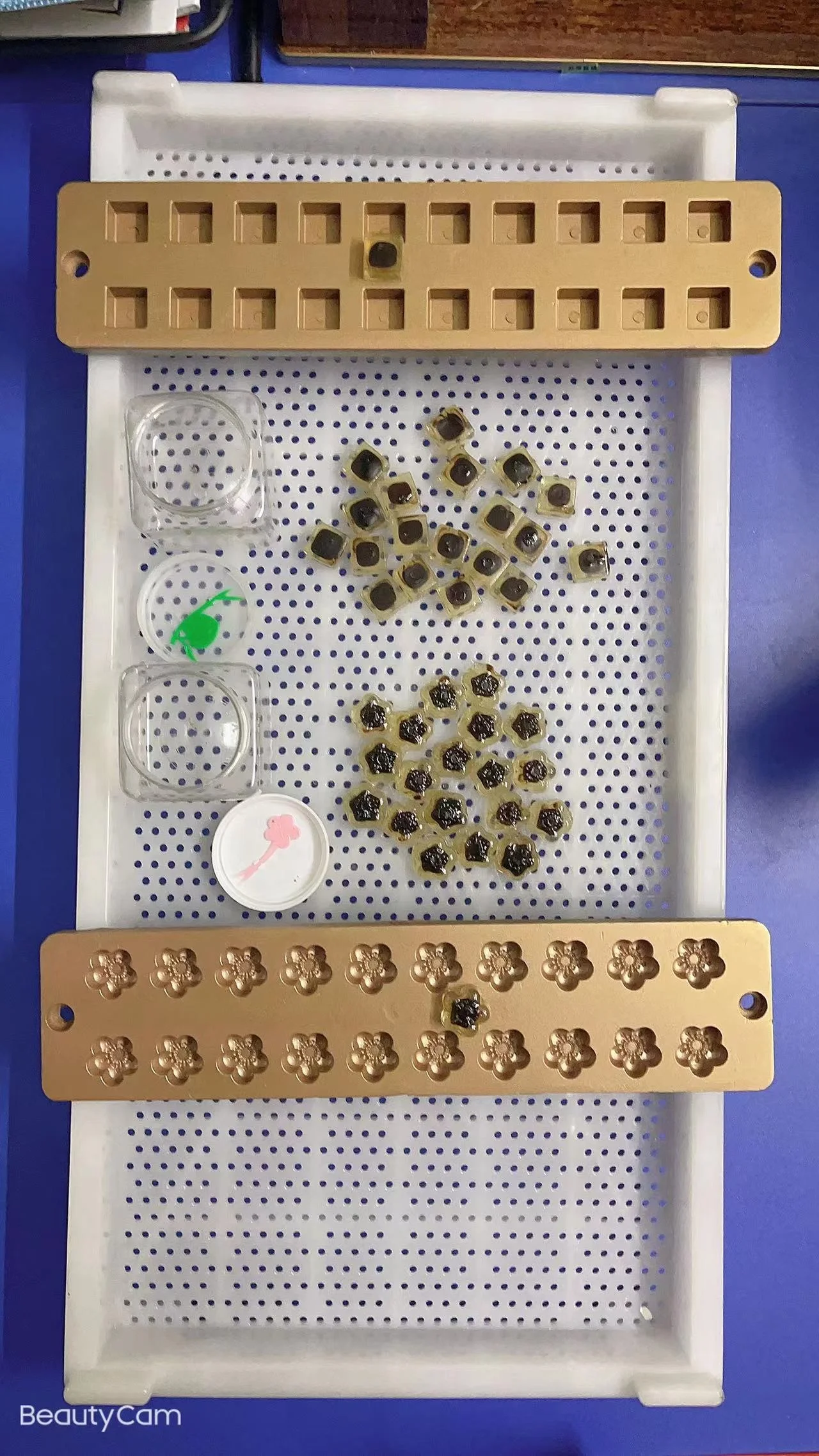 Semi Automatic 3D Eye Ball Jelly Candy Making Machine