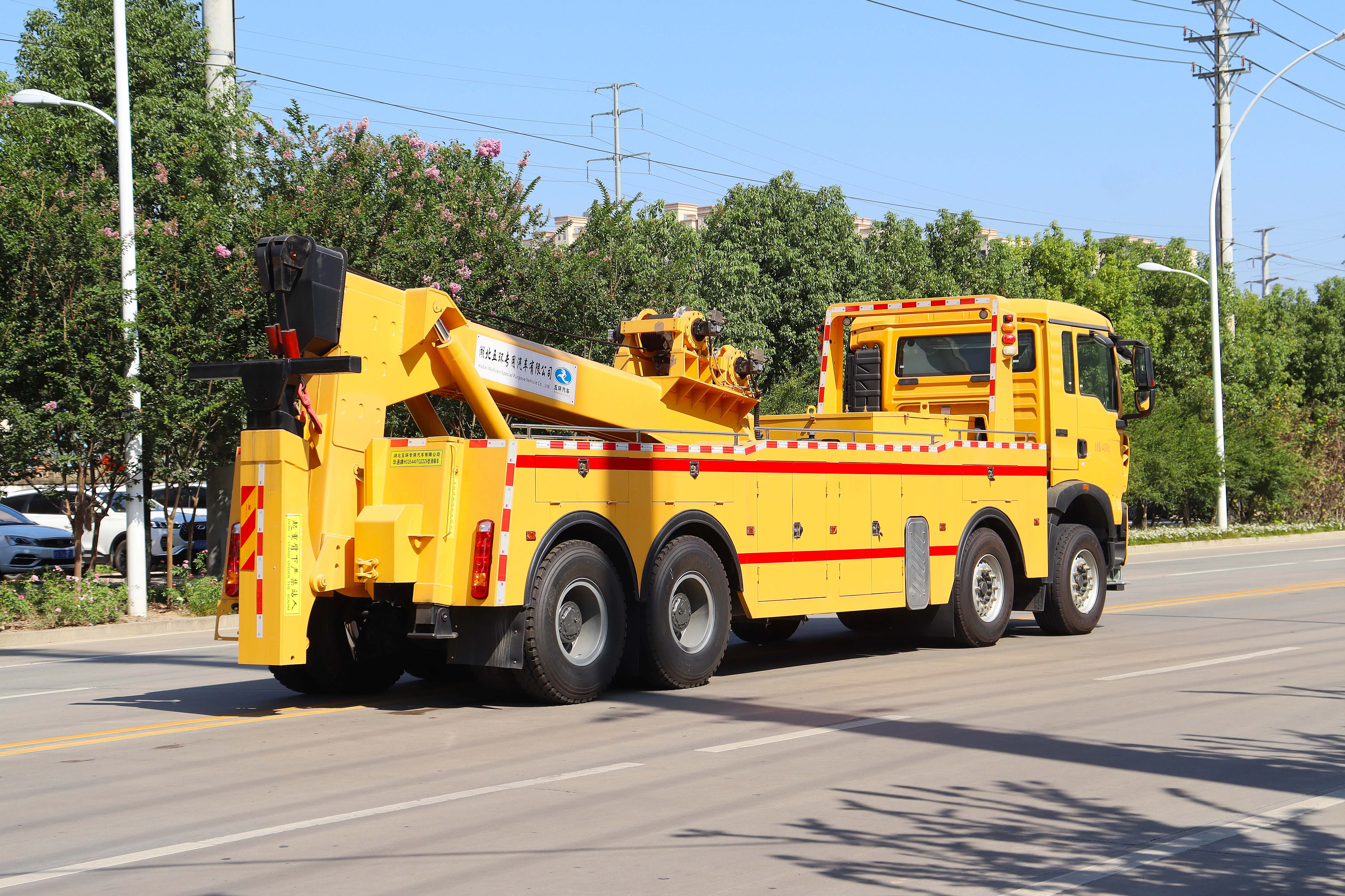 China Rotator Wrecker Truck Supplier Factory OEM Heavy Rotatory Tow Truck