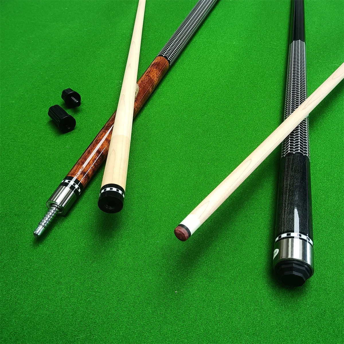 Wholesale Maple Wood Cobra Protective Pattern 1/2 Split 19oZ 57 inch Pool Billiards Cue Set With Case