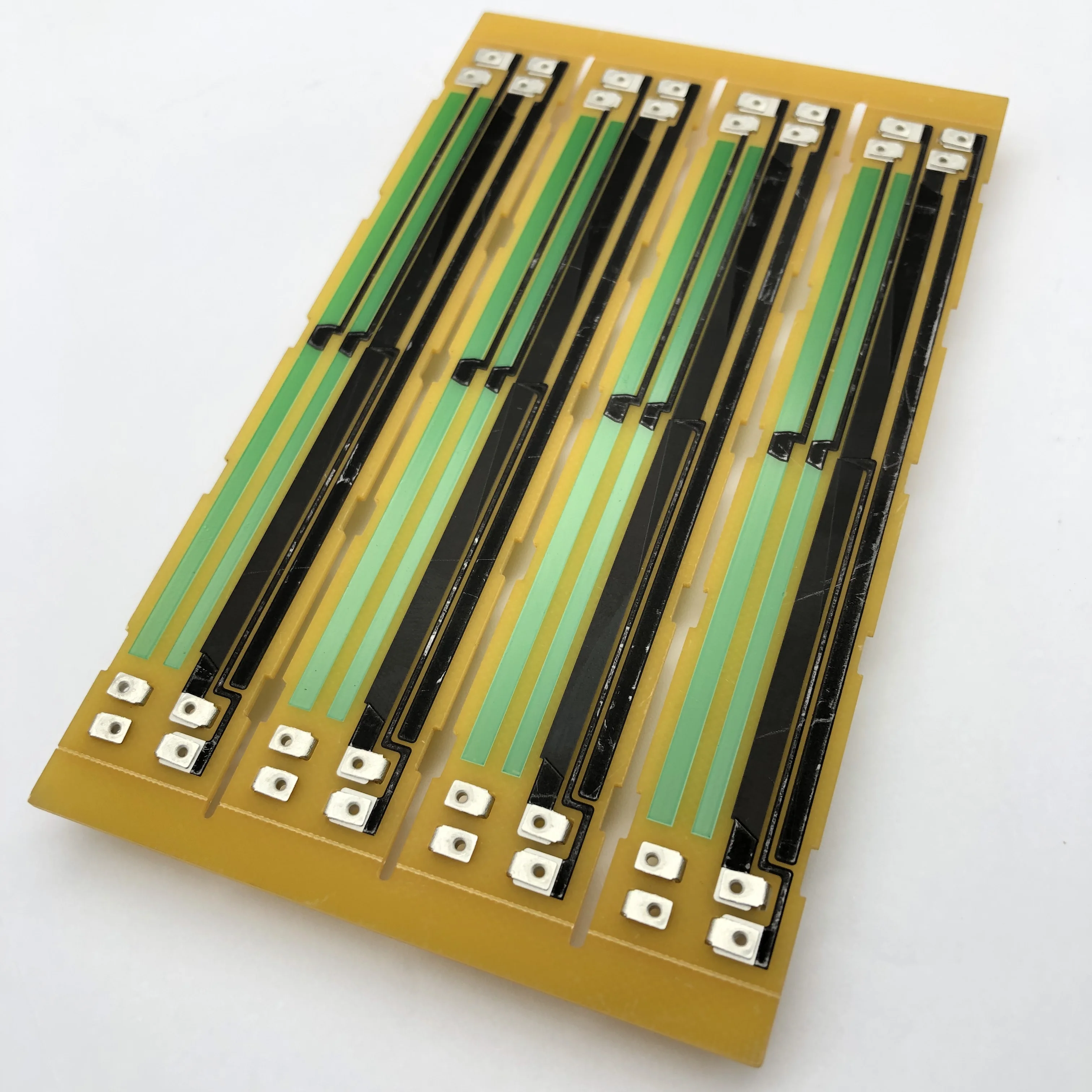 Carbon membrane noble potentiometer