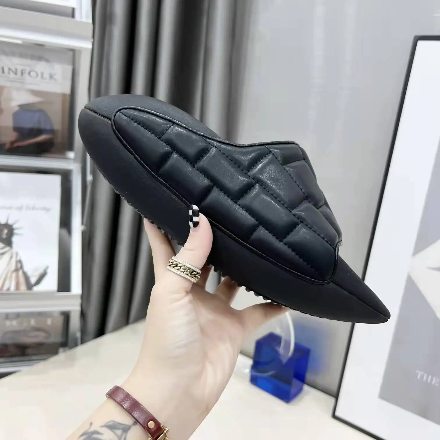 TX new arrivals Thick platform soles EVA gold-tone logo WHITE Lambskin Quilted leather  luxury men mules shoes