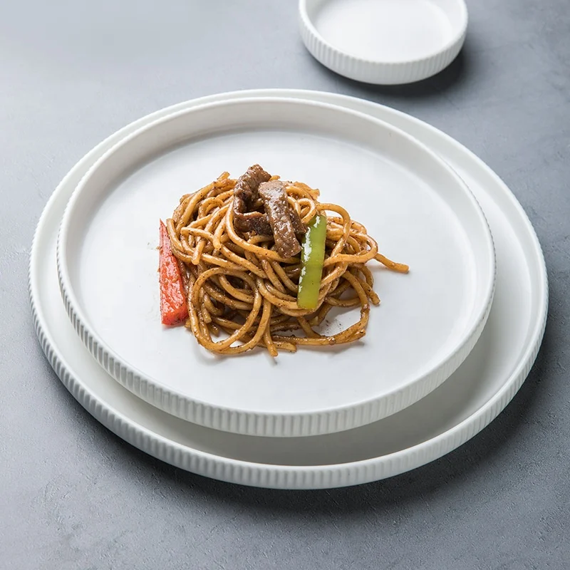 Western Style Nordic White Dinnerware Luxury Porcelain Dinner Set Vajilla De Ceramic  Nordic Ceramic Tableware