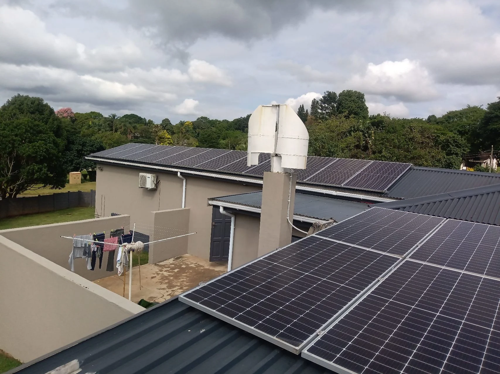 Complete 5kw 6kw 8kw 10kw 15kw 20kw Grid Tied Lithium Battery Three Phase Energy Storage System ESS 10kw Hybrid Solar System