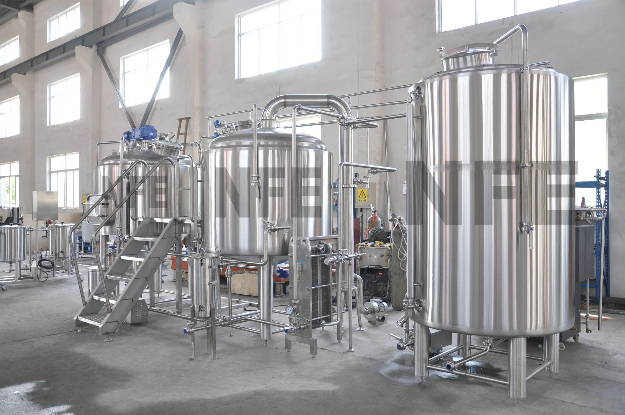 
1000l Commercial Beer Brewing Equipment Steam Jacket Brew Kettle 
