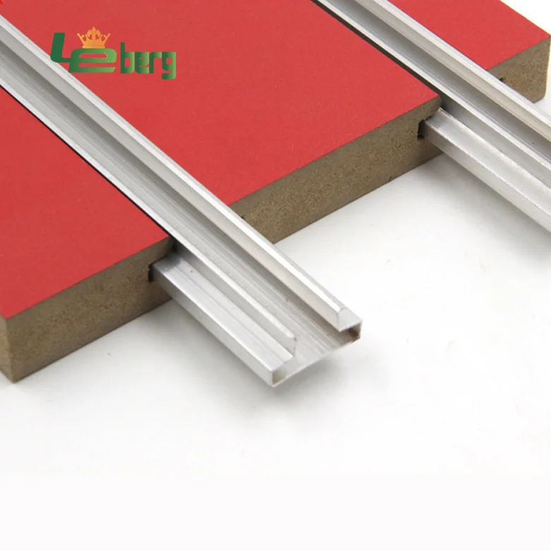 Modern Design 15mm 16mm 18mm Melamine Slotted MDF Slatwall Panel Groove Wood MDF Plywood Supermarket Application Inserted Metal