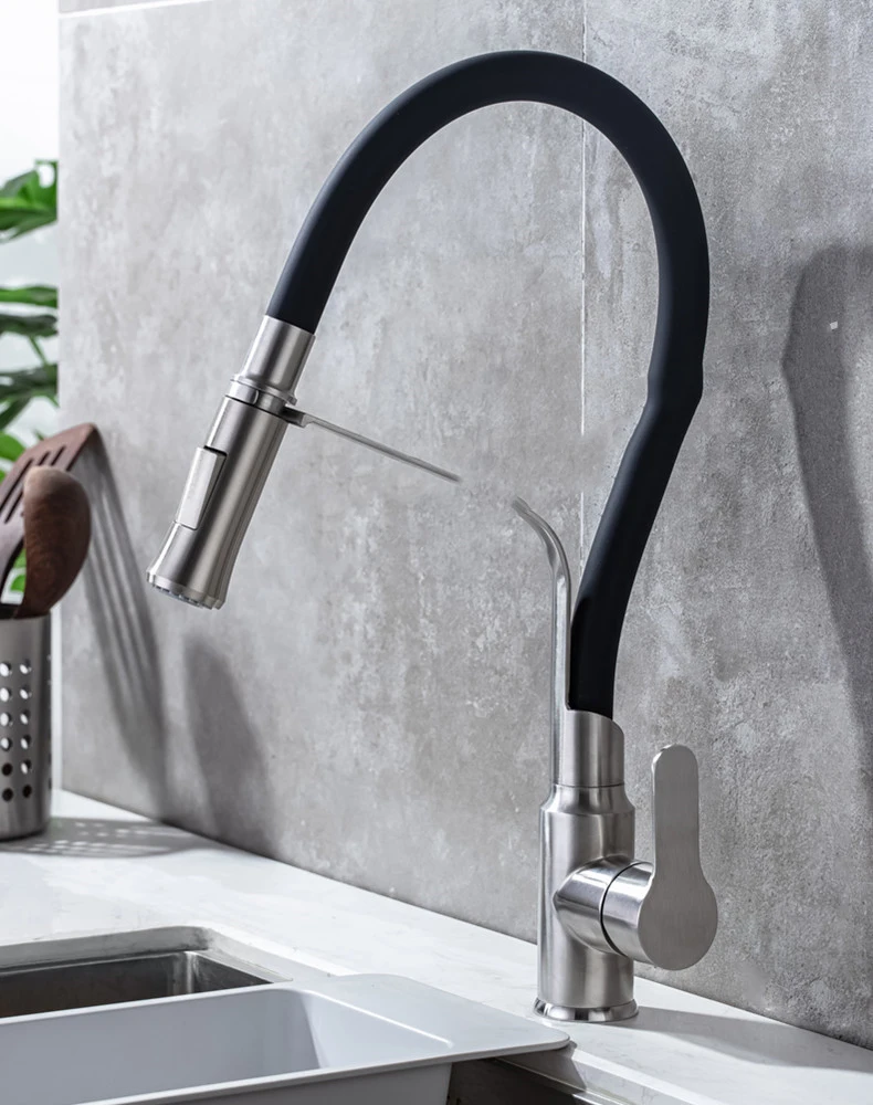 Hot In South Of America Rubber Flexible Hose Brass Body Single Handle Gold Polish Black Pull-down Kitchen Faucet