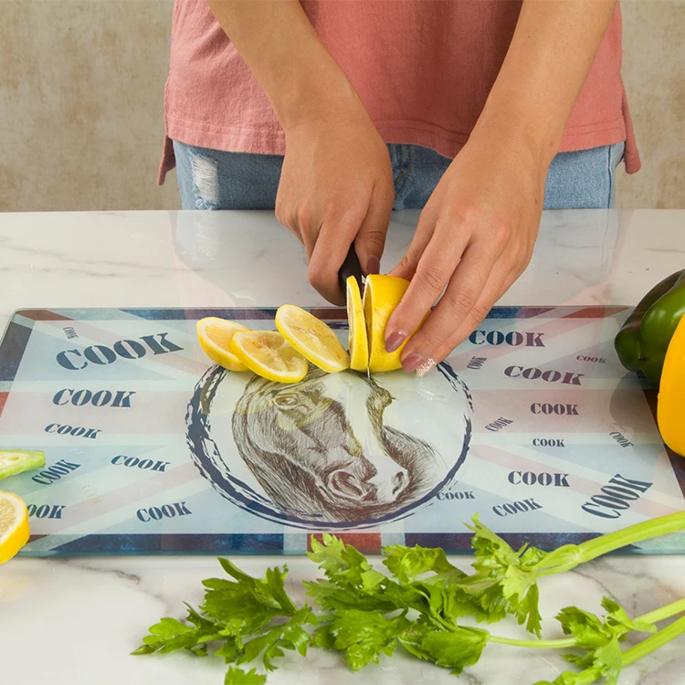 Art Custom Tempered glass cutting board for vegetable