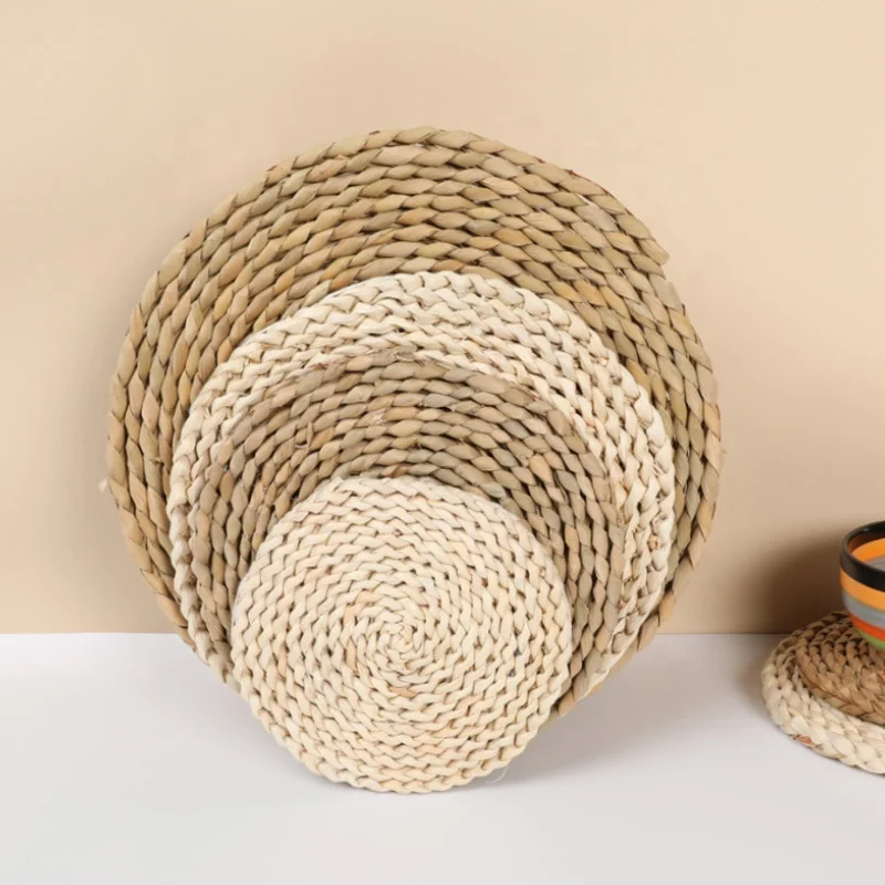 Wholesale handmade corn husk woven round rattan placemats woven placemats