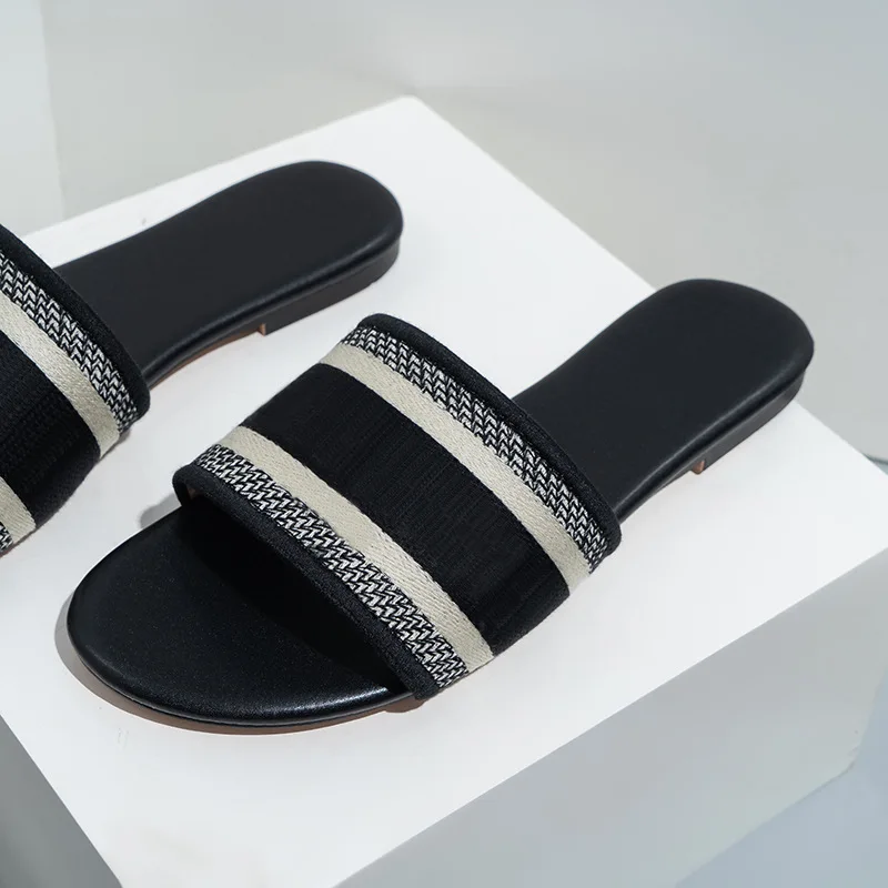 Wholesale designer brand shoes ladies leather sandals lady flat slippers for women