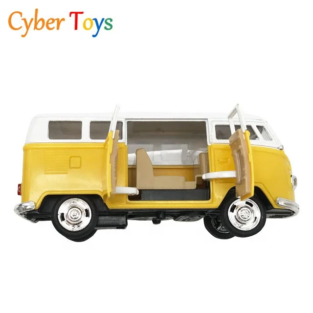 1:32 Scale  Diecast Metal Model  Pull Back Bus Open Door Toys