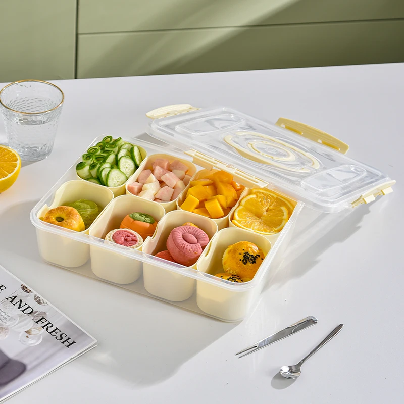 BOCHENG Kitchen Sealed Portable Plastic Spice Container Snack Storage Clear Divided Serving Veggie Tray Box With Lid And Handle