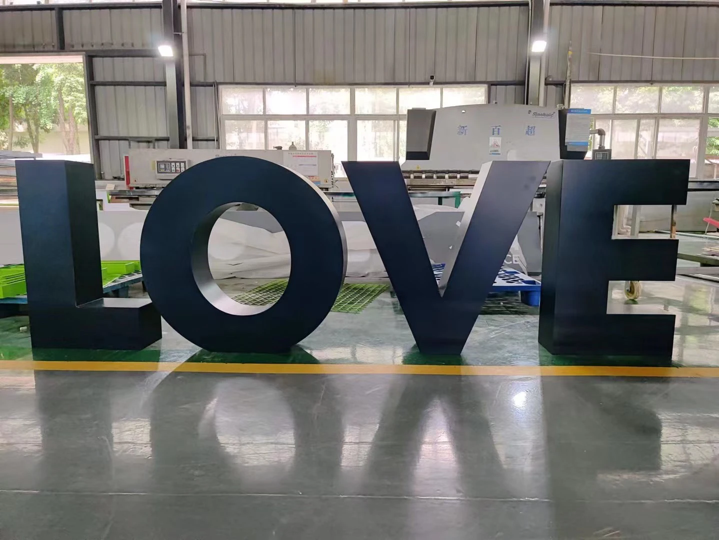 High Quality Outdoor Rust-proof Metal Large Letters Commercial Building Landmarks Stainless Steel 3d Metal Letters