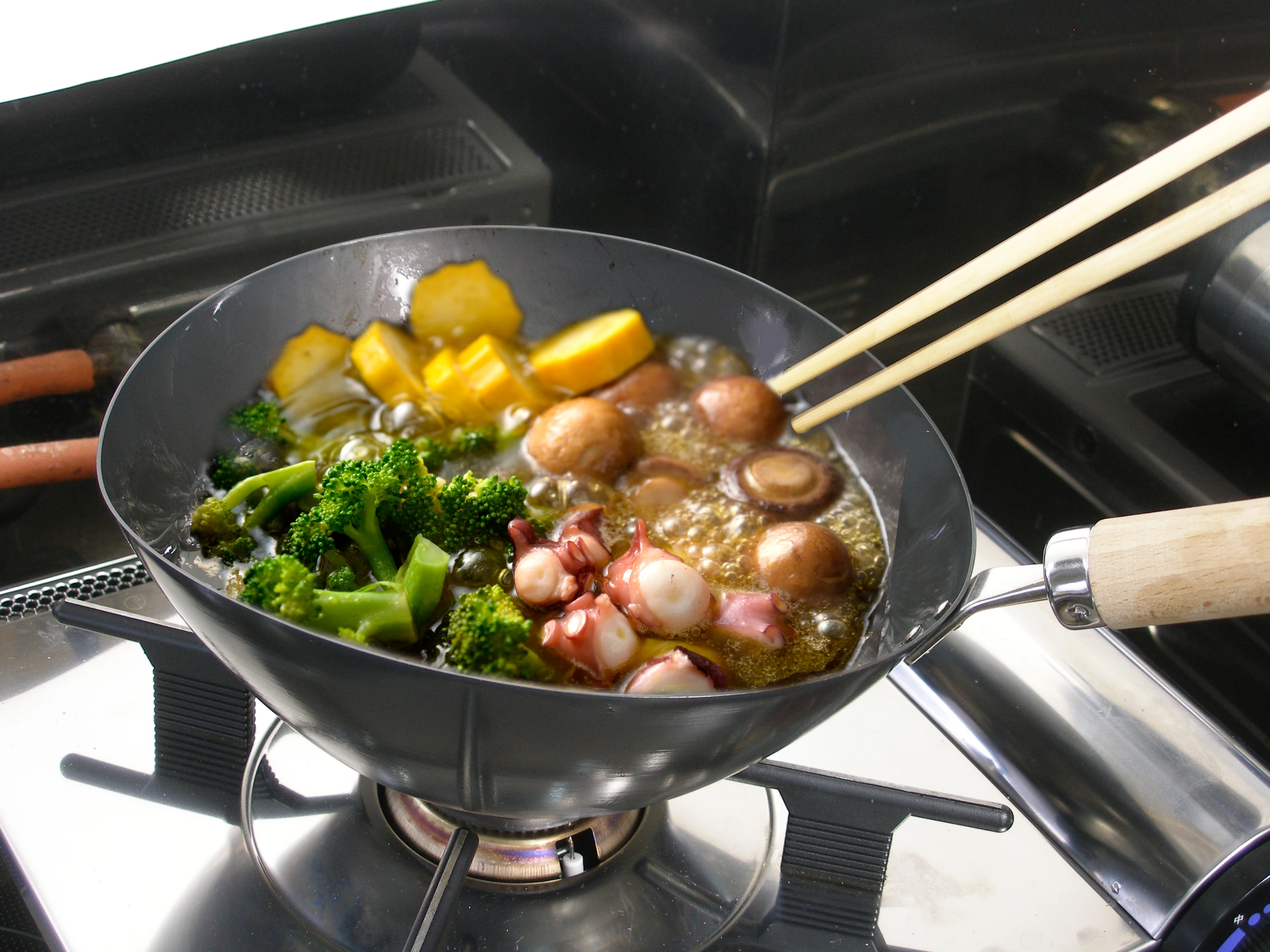 Japanese Large Restaurant Non-Stick Iron Wok Pan Gas Grill Induction Bottom for All Stoves for Frying