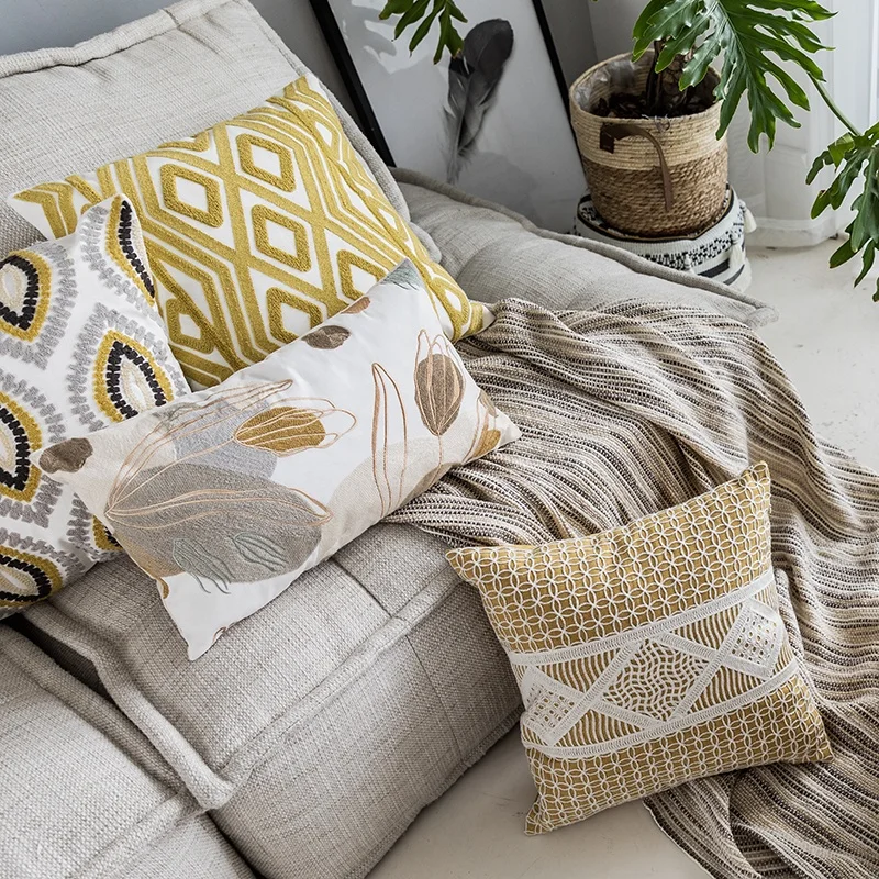 Monad Good Quality Decorative Square Chinese Embroidered Yellow Solid Cotton Pillow Sets Cushion Cover For Sofa