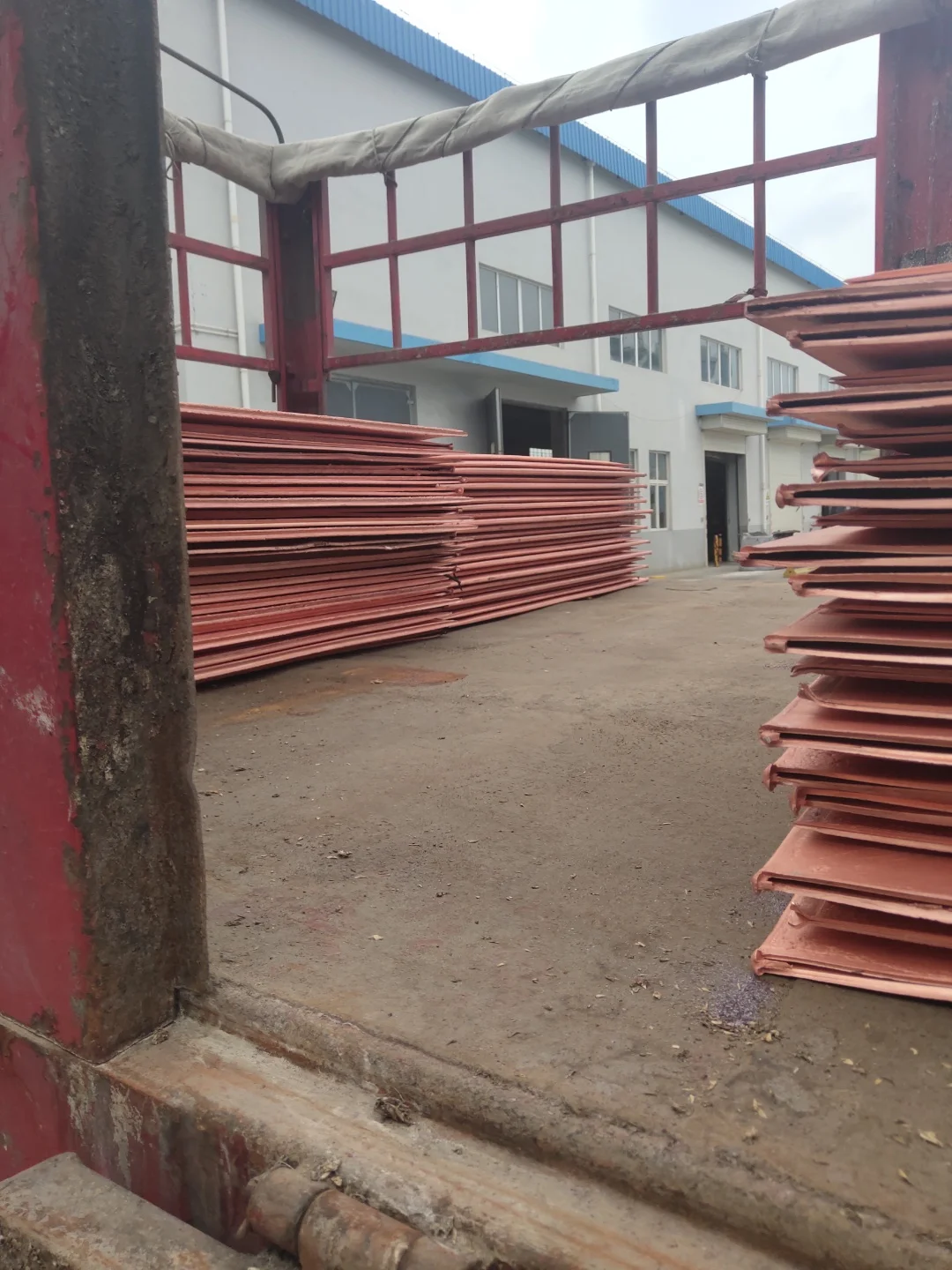 Заводская распродажа, большое количество пятен высокой чистоты, 99.9% медные катоды, ценовые концессии