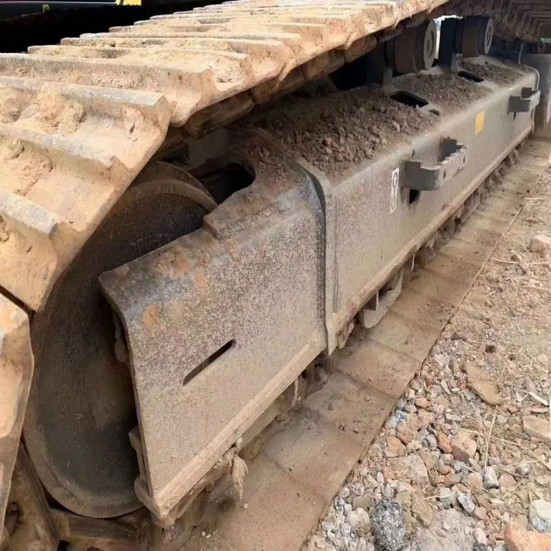 Cheap price 23 ton used kobelco sk230 excavator tracked 230 model heavy machinery sk230-6 SK230-6E for sale used excavators