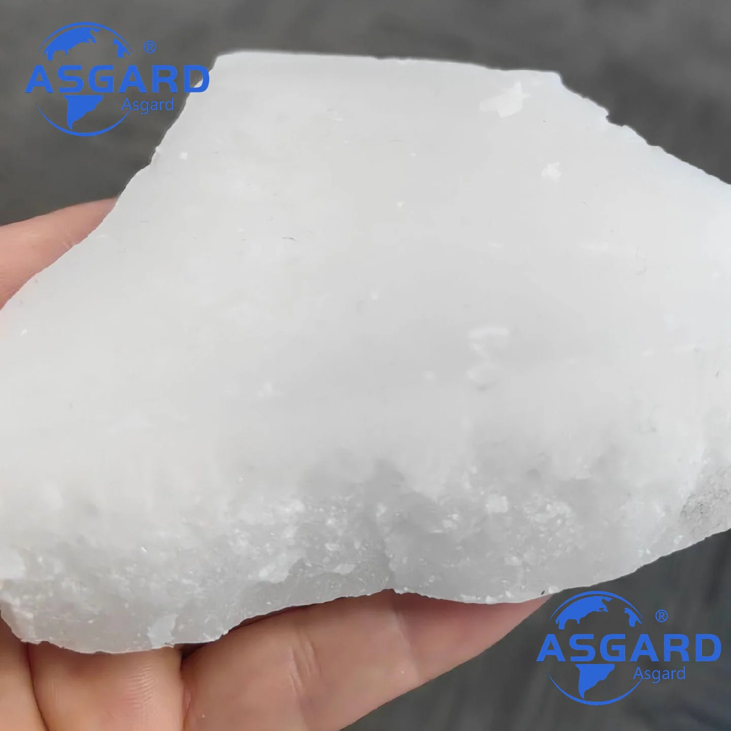 Chinese Supplier Top Quality Refined Paraffin Wax for Candle Making Microcrystalline Wax 80# Raw Materials for Candles