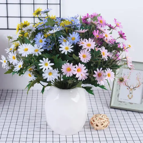 Wholesale Artificial Faux Flowers Mini Daisy Flowers Artificial Daisy Flowers For Home Garden Outdoor Decoration