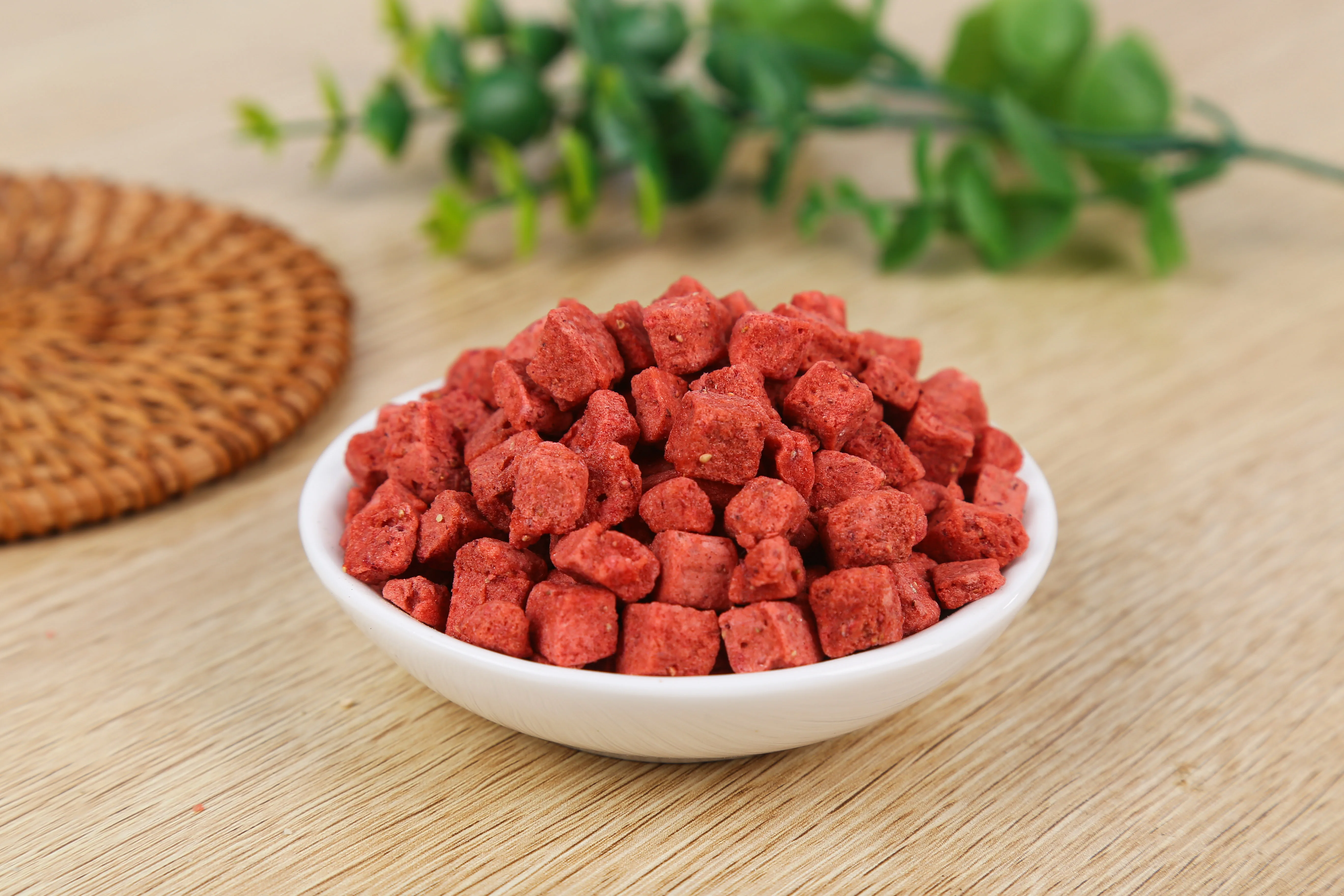 Высокое качество натуральный рост зеленый обезвоженный клубничный вяленый