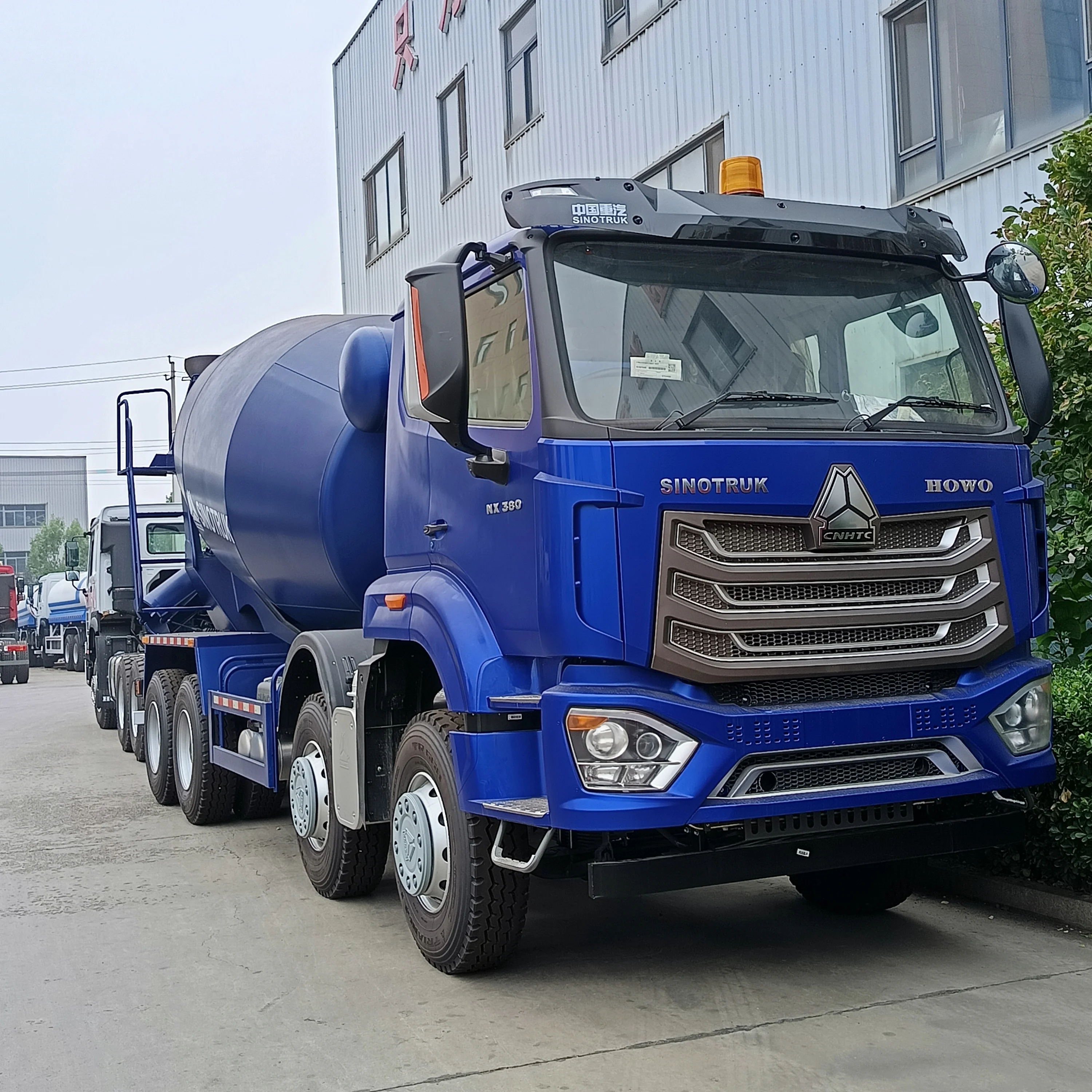 Хорошее качество новый Грузовик Sinotruk Howo низкая цена бетономешалка 380/400HP для продажи