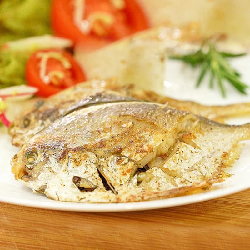 Good Quality Frozen Silver Pomfret Fish with Competitive Price