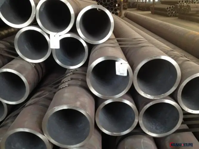Specifications Customized Steel Seamless Pipe Large Diameter 28 Inch 32 Inch Carbon Steel Pipes