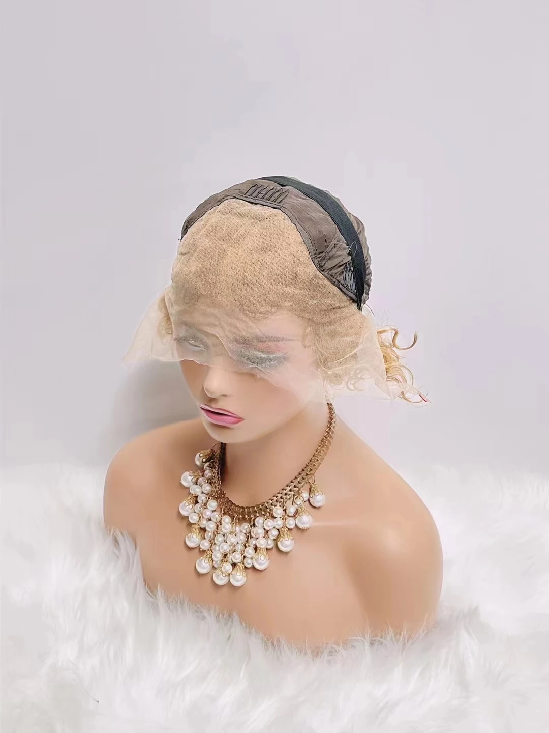 Short Bob Wig Pixie Cut Curly Human Hair Quality 13*4*1 Transparent Lace Wig For Women Preplucked Hairline Wigs