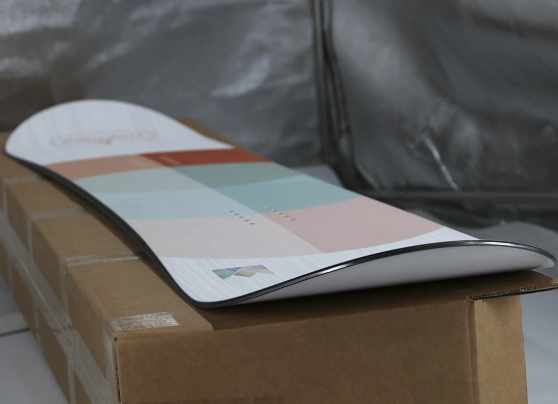 High-quality factory price OEM Lightweight Skis Best All-Mountain and Park Snowboards