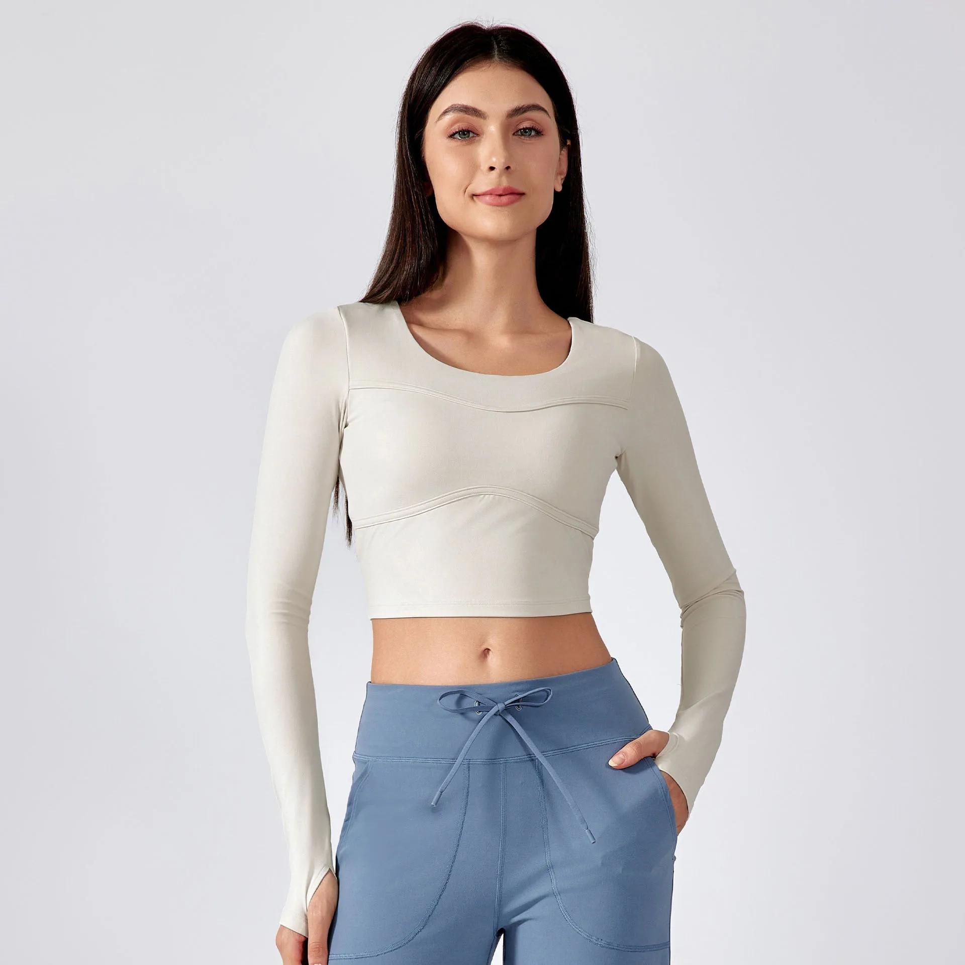2024 New Design Crew Neck Long Sleeve Thumb Hole Skinny Gym T-shirt Breathable Fast Dry Removable Pads Women Yoga Copped Shirts