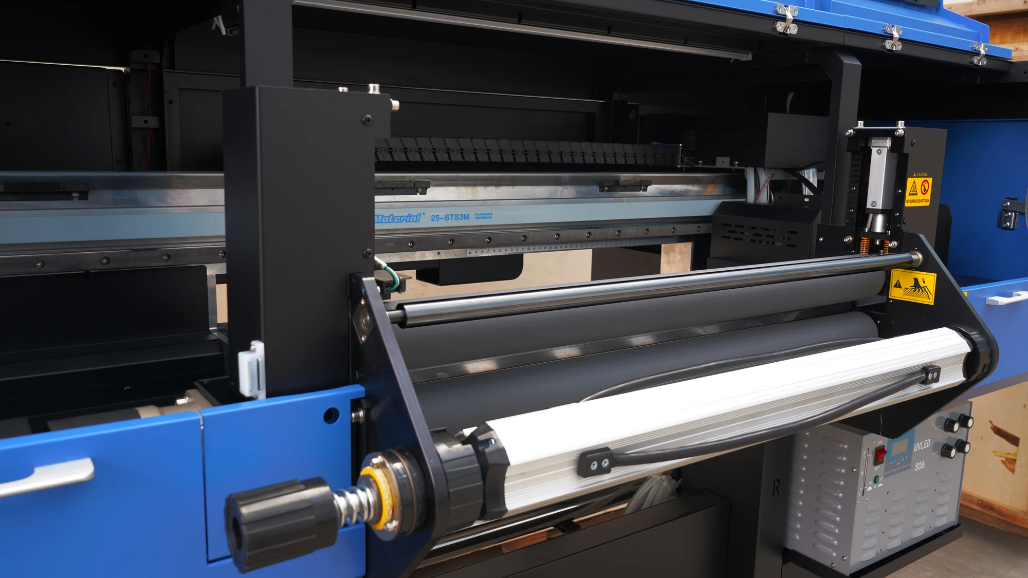 Audley 60cm UV LED DTF Printer Multifunctional Automatic Roll to Roll for Sticker Multicolor Waterproof Inks New Condition