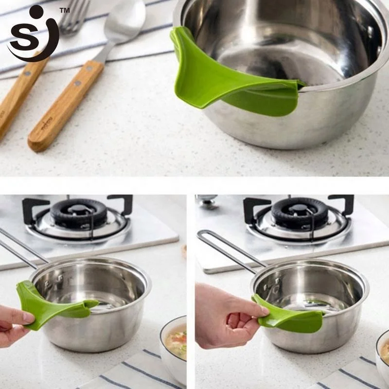 Chinese Professional Silicone Product Supplier Pour Spout, Silicone Slip On Non-Drip Pouring Spout Kitchen Utensils For Pots