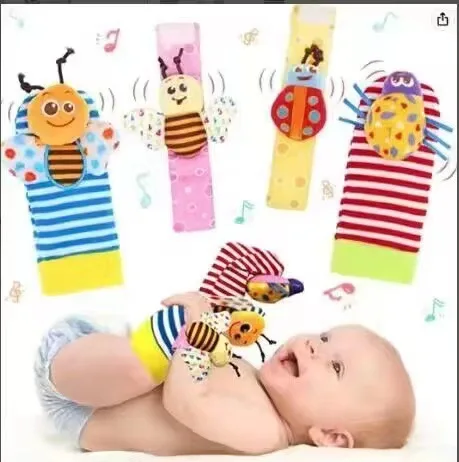 Newborn Cartoon Animal Rattle Toys Wrist Strap Sock Set Cute Bell Baby Rattle Socks