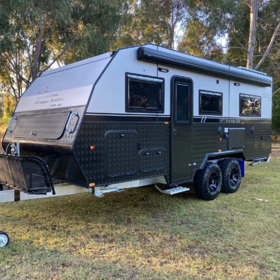 China Supplier camper caravan offroad toy hauler travel trailer independent suspension