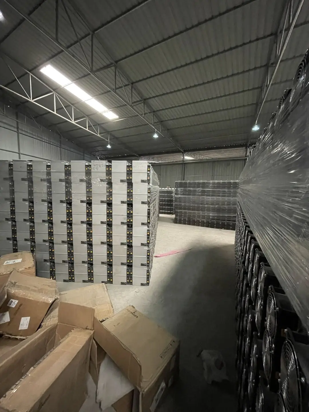 Powerfull Bitcoin Miner Antminer S19 Pro 110t Bitmain Asic Mining Machine