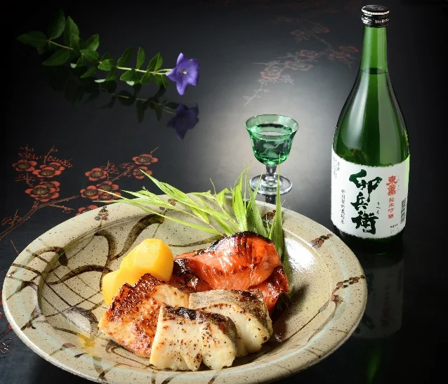 Premium Japanese smooth texture unique beverages spirit rice wine