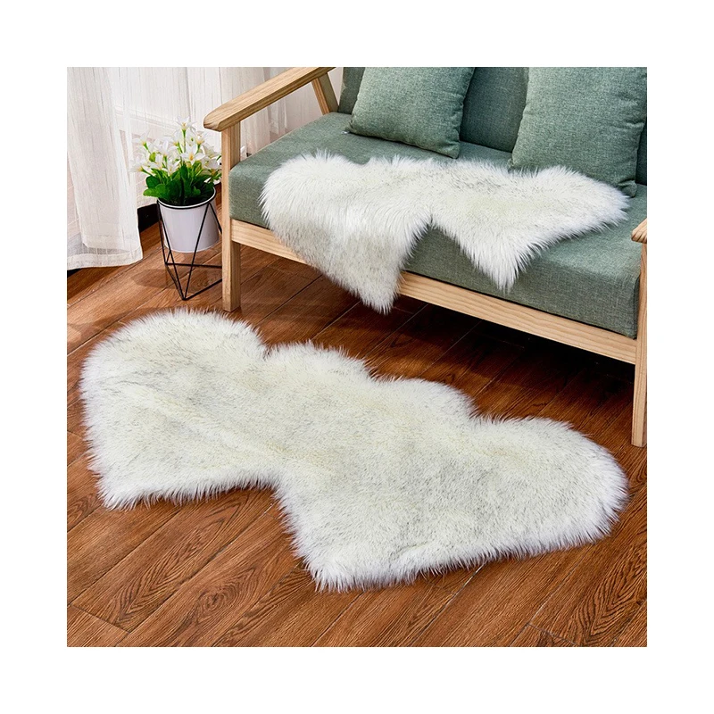 
 Хорошее качество, индивидуальный 100% полиэстер, практичный экономичный простой ковер в форме сердца для дома  