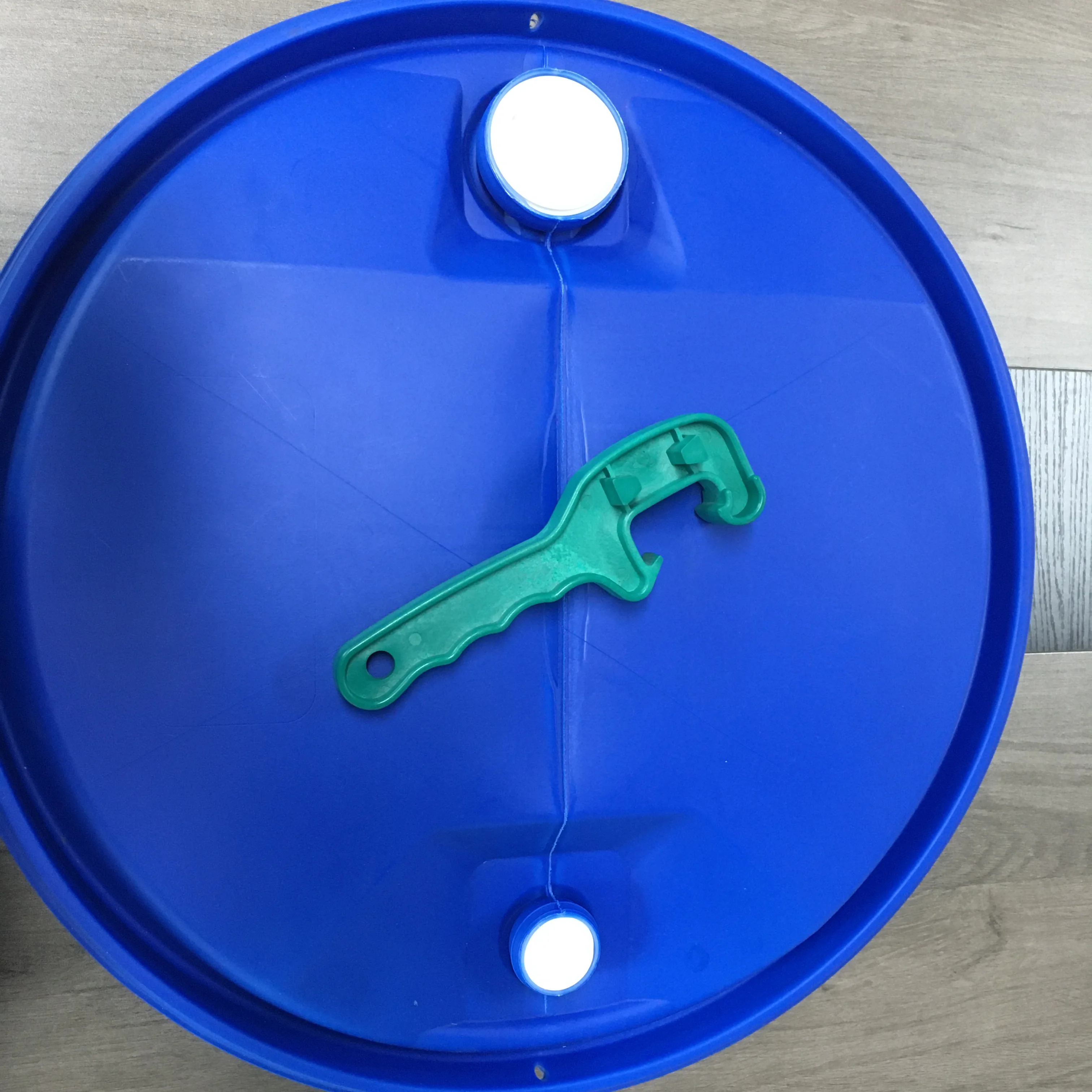 Plastic Drum 2' and 3/4' Bung Wrench Paint Bucket Jerry Can Opener Tool for DIN51 DIN61 DIN71 Cap
