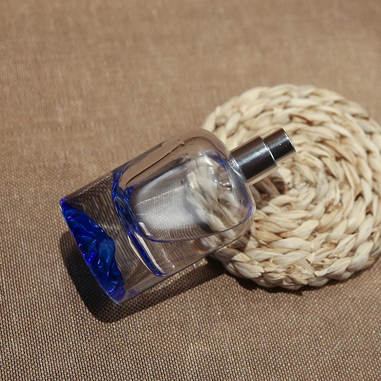 2021 Unique Design Blue Luxury Cylinder Empty Wholesale Unique Perfume Glass Bottle Refillable Glass Bottle Perfume